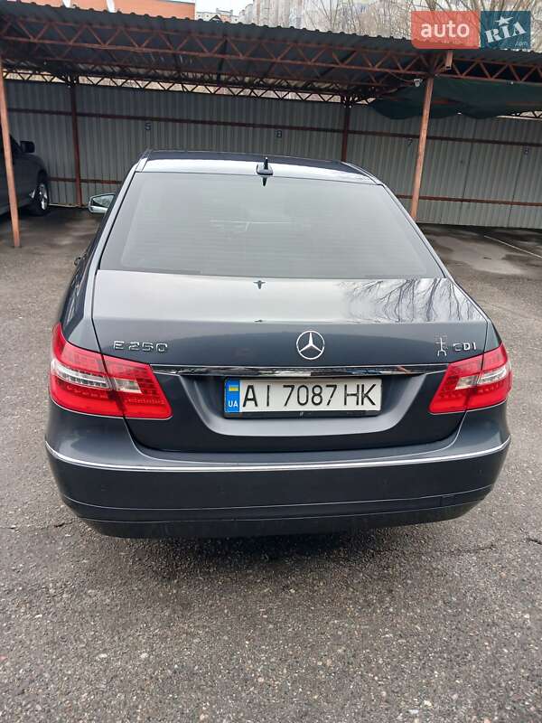 Седан Mercedes-Benz E-Class 2010 в Белой Церкви фото 2 Седан Mercedes-Benz E-Class 2010 в Белой Церкви
