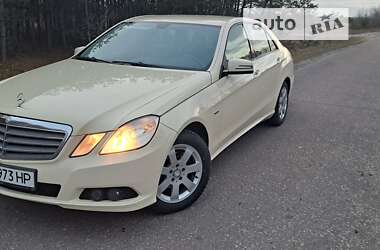 Седан Mercedes-Benz E-Class 2011 в Костопілі