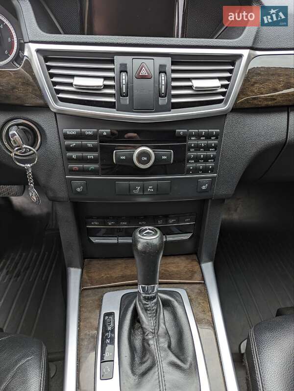 Універсал Mercedes-Benz E-Class 2011 в Рівному