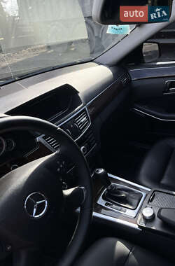 Седан Mercedes-Benz E-Class 2011 в Тернополе