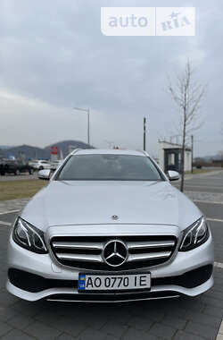 Универсал Mercedes-Benz E-Class 2017 в 