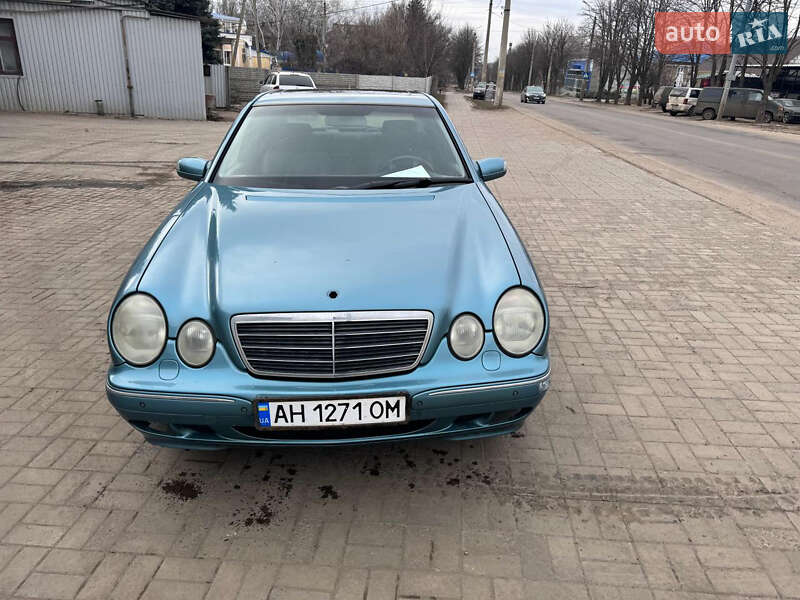 Mercedes-Benz E-Class 2001
