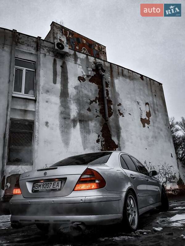 Седан Mercedes-Benz E-Class 2002 в Сумах
