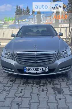 Седан Mercedes-Benz E-Class 2012 в Тернополі