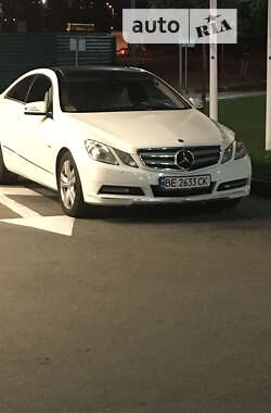 Седан Mercedes-Benz E-Class 2011 в Киеве