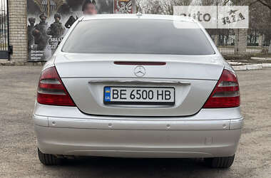 Седан Mercedes-Benz E-Class 2003 в Новом Буге