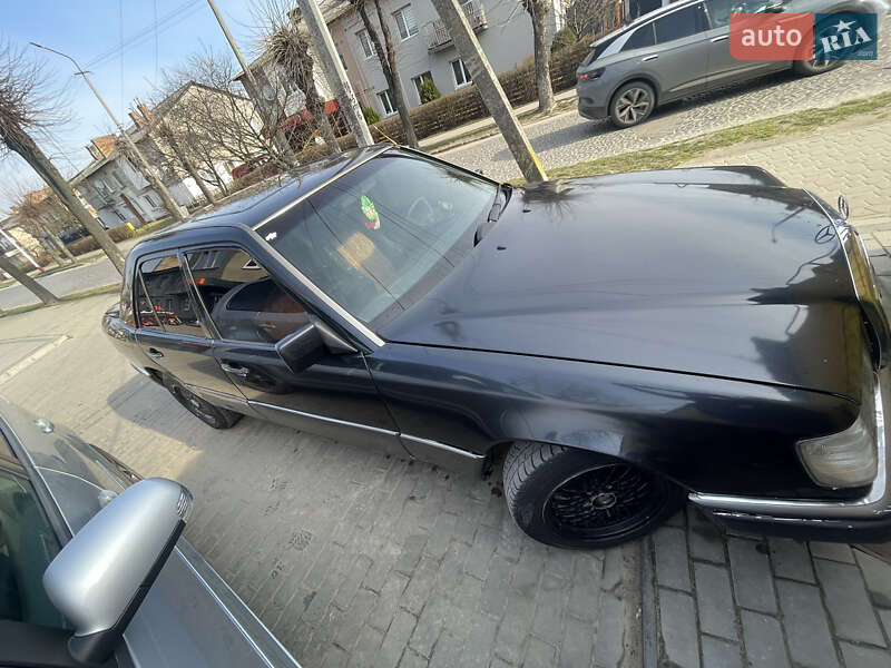 Седан Mercedes-Benz E-Class 1992 в Камне-Каширском