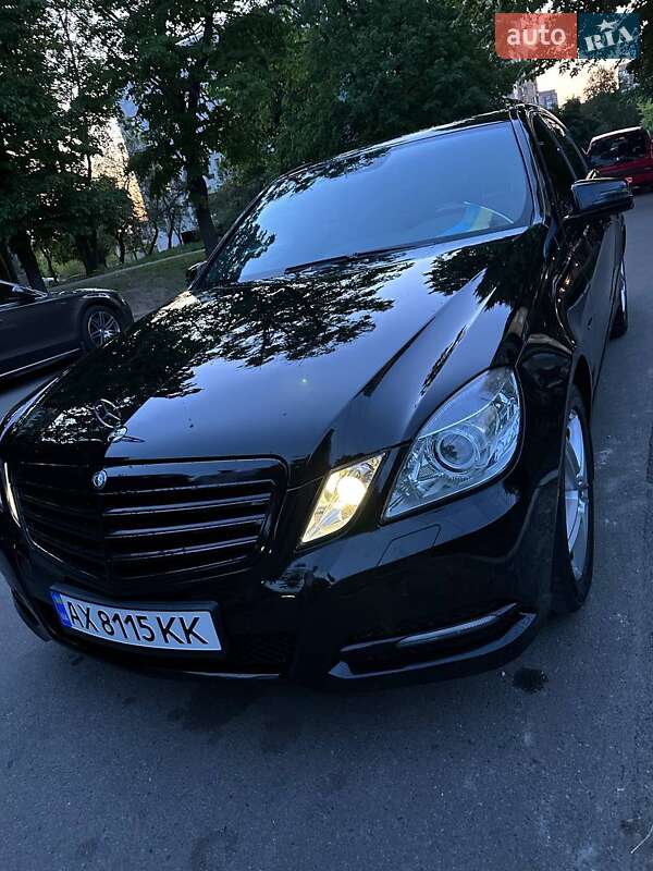 Седан Mercedes-Benz E-Class 2012 в Харкові фото 17 Седан Mercedes-Benz E-Class 2012 в Харкові