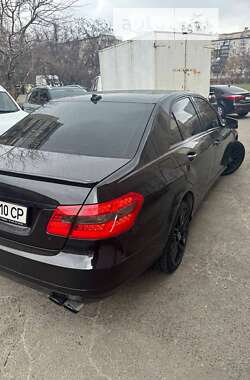 Седан Mercedes-Benz E-Class 2011 в Києві