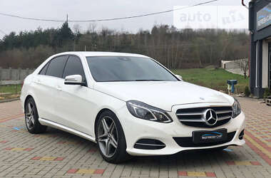 Седан Mercedes-Benz E-Class 2013 в Иршаве