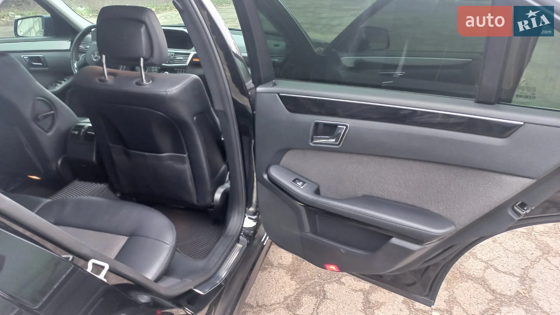2010 Mercedes-Benz E-klasse - мініатюра 17
