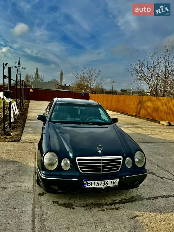 Седан Mercedes-Benz E-Class 1999 в Одессе