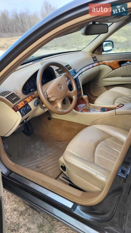 Седан Mercedes-Benz E-Class 2007 в Каменском