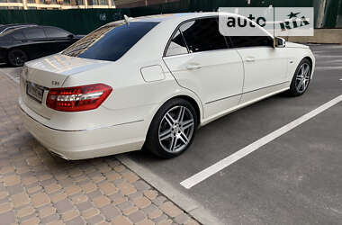 Седан Mercedes-Benz E-Class 2011 в Софиевской Борщаговке