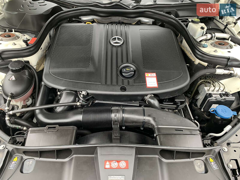Седан Mercedes-Benz E-Class 2011 в Софиевской Борщаговке