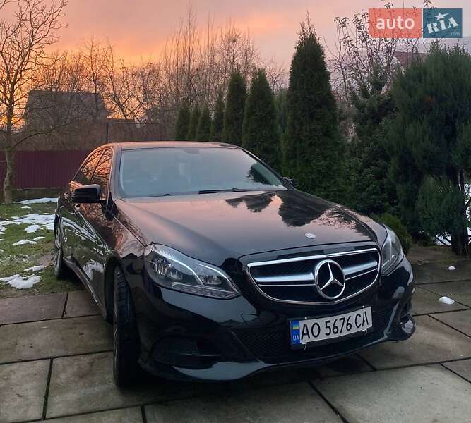 Седан Mercedes-Benz E-Class 2013 в Хусте