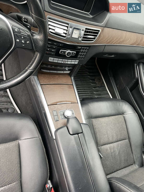 Седан Mercedes-Benz E-Class 2013 в Тячеве