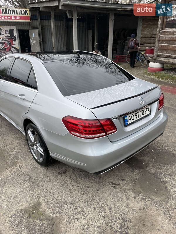 Седан Mercedes-Benz E-Class 2013 в Тячеве