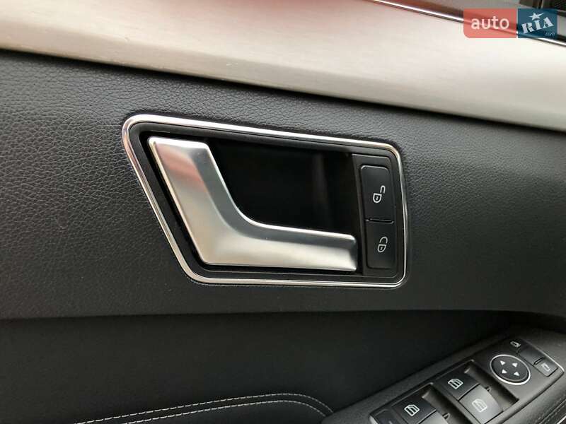 Універсал Mercedes-Benz E-Class 2015 в Запоріжжі