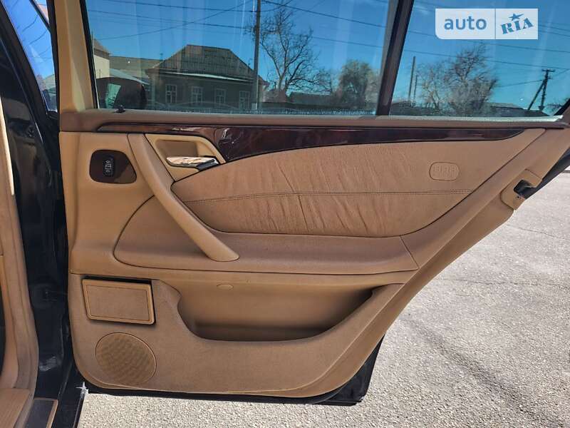 Універсал Mercedes-Benz E-Class 2000 в Кропивницькому