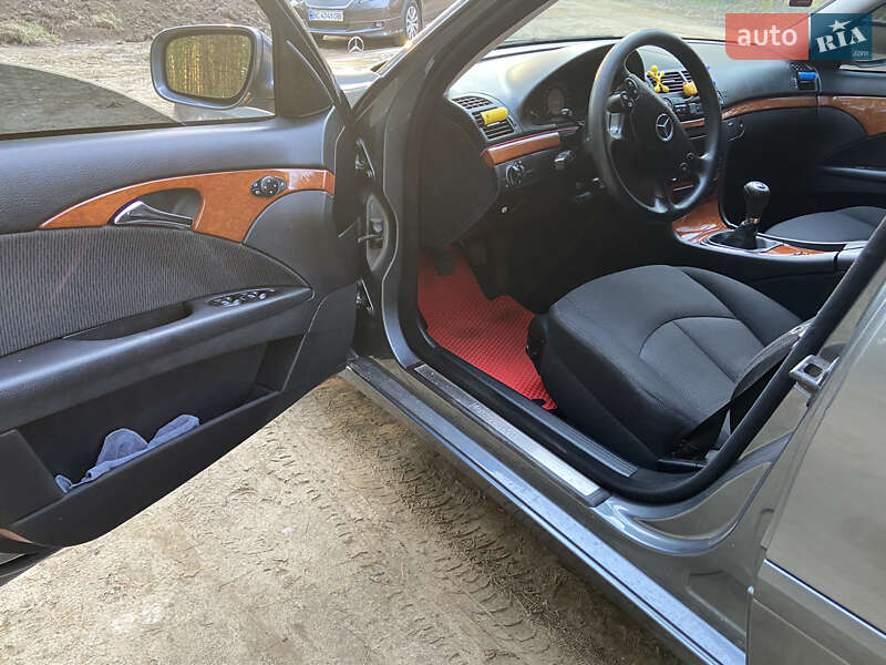 Універсал Mercedes-Benz E-Class 2008 в Новояворівську