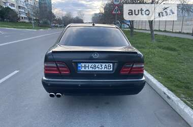 Седан Mercedes-Benz E-Class 1998 в 