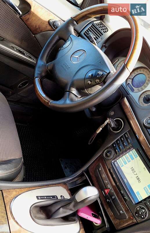 Седан Mercedes-Benz E-Class 2003 в Тернополе