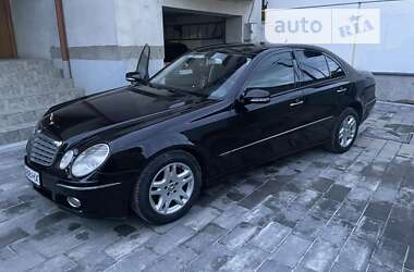 Седан Mercedes-Benz E-Class 2006 в Хусте