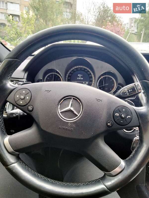 Универсал Mercedes-Benz E-Class 2011 в Киеве