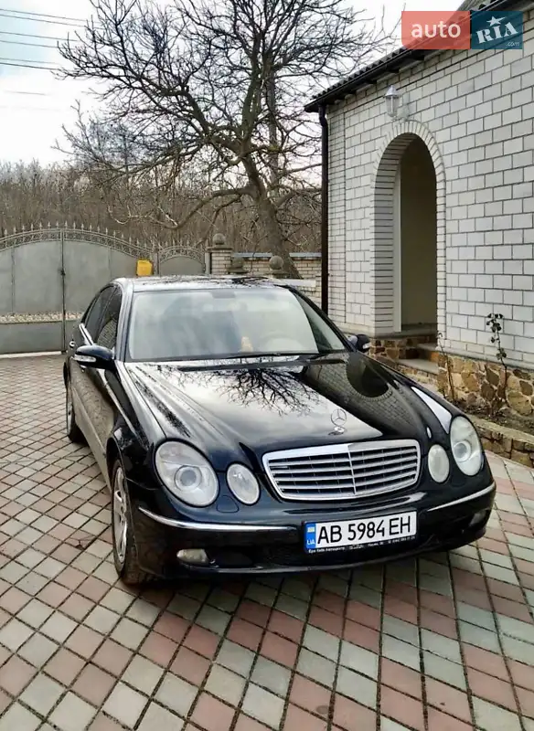 Mercedes-Benz E-Class 2004 VIN WDB2112261A584034 фото оголошення 27 з 65