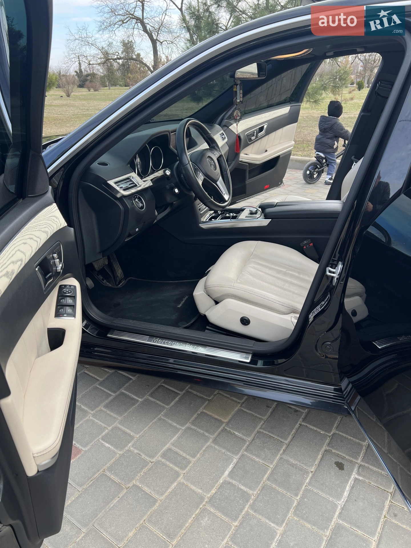 2013 Mercedes-Benz E-klasse - мініатюра 10