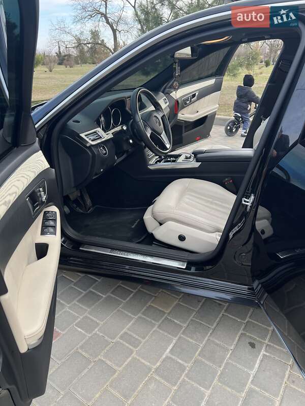 Седан Mercedes-Benz E-Class 2013 в Измаиле
