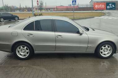 Седан Mercedes-Benz E-Class 2004 в Андрушевке
