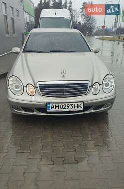 Седан Mercedes-Benz E-Class 2004 в 