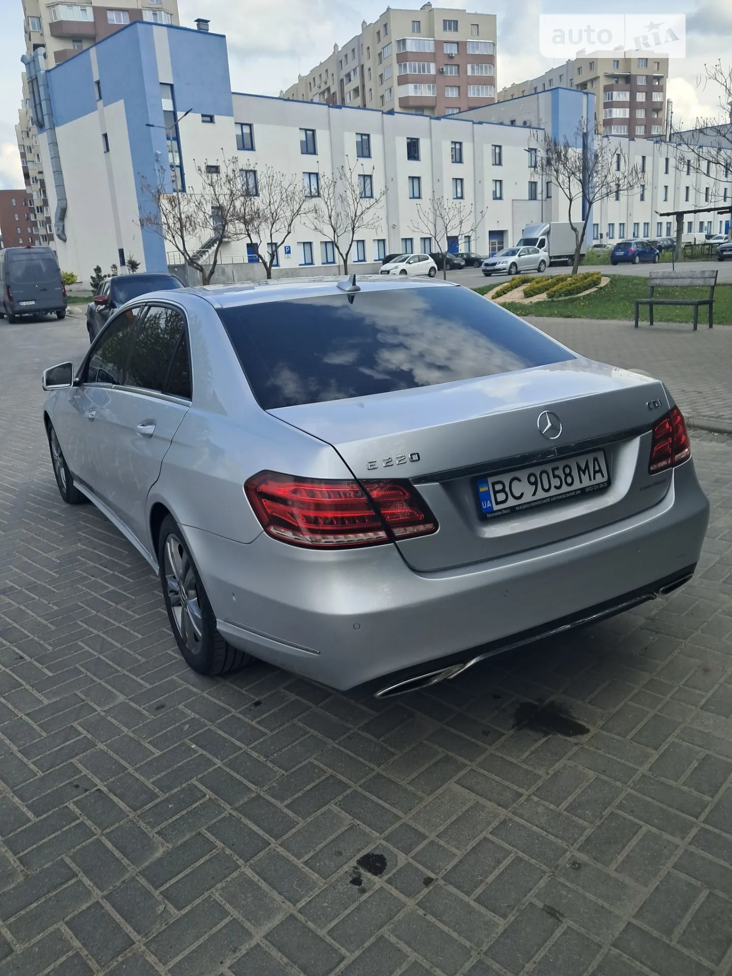 2013 Mercedes-Benz E-klasse - мініатюра 16