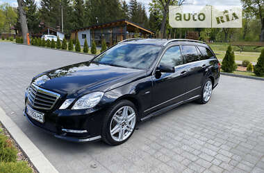 Универсал Mercedes-Benz E-Class 2012 в Луцке