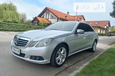 Седан Mercedes-Benz E-Class 2009 в Ивано-Франковске