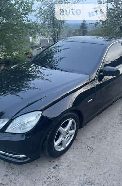 Седан Mercedes-Benz E-Class 2012 в Богодухове