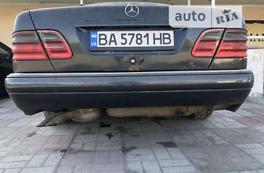 Седан Mercedes-Benz E-Class 1997 в Александровке
