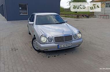 Седан Mercedes-Benz E-Class 1998 в Берестечку