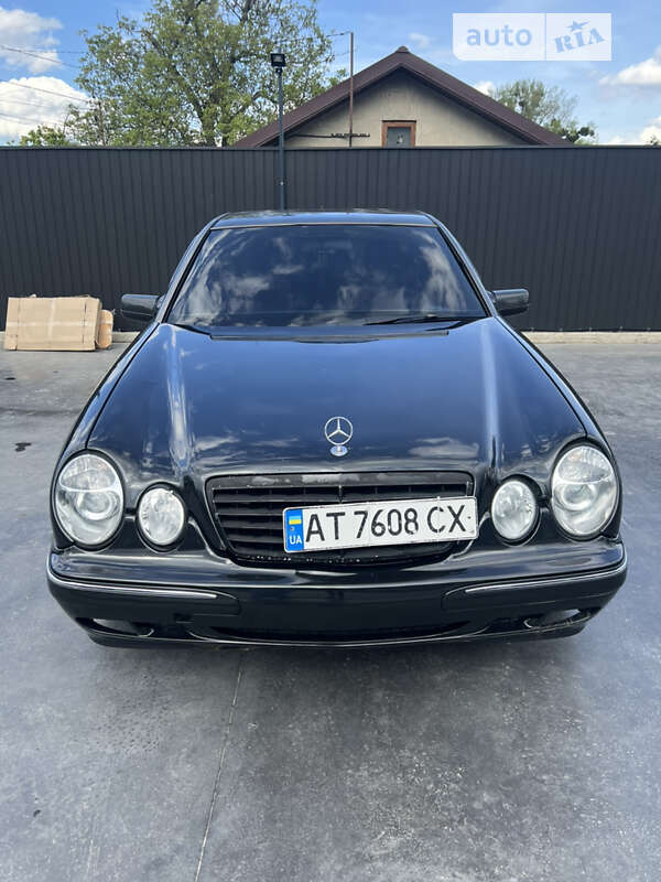 Mercedes-Benz E-Class 1996