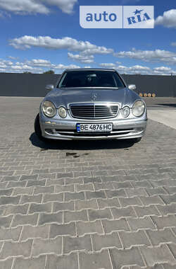 Седан Mercedes-Benz E-Class 2004 в Вознесенске