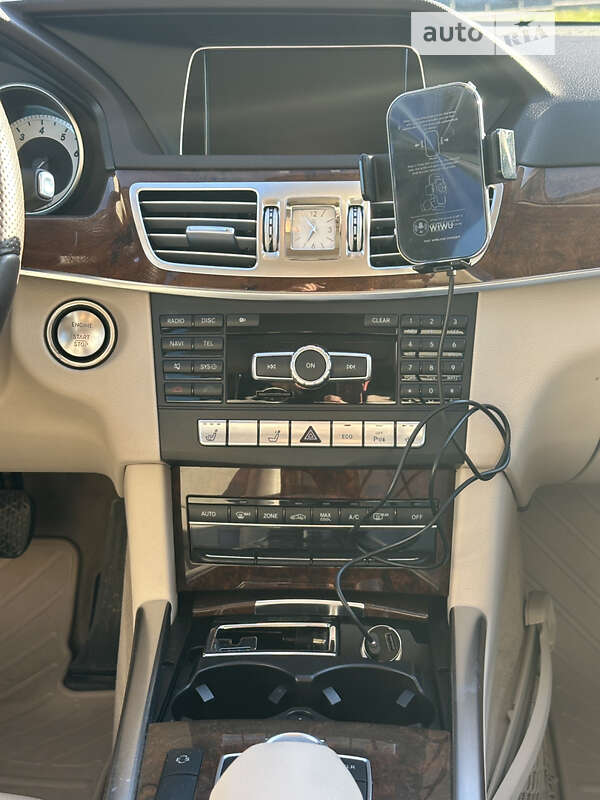 Універсал Mercedes-Benz E-Class 2014 в Києві фото 15 Універсал Mercedes-Benz E-Class 2014 в Києві