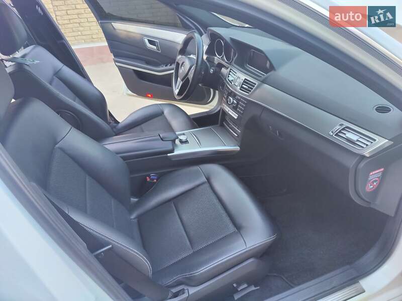 Седан Mercedes-Benz E-Class 2013 в Одесі