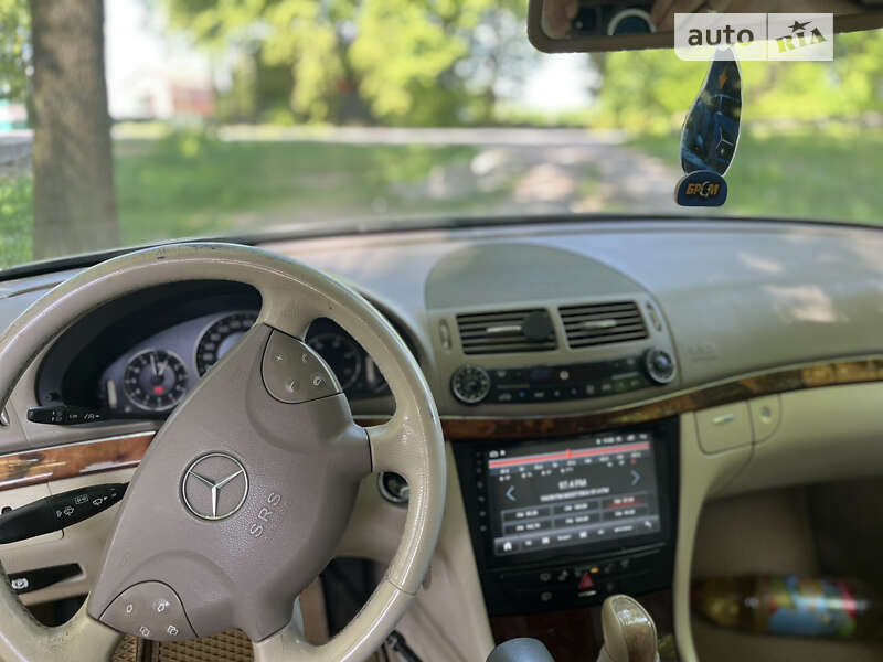 Универсал Mercedes-Benz E-Class 2004 в Мостиске