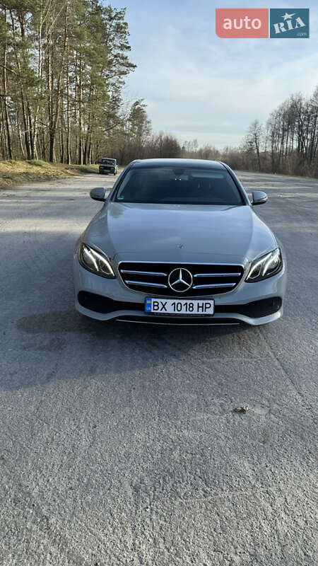 Седан Mercedes-Benz E-Class 2018 в Хмельницком