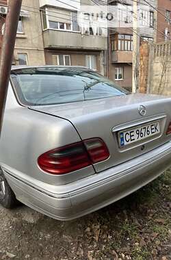 Седан Mercedes-Benz E-Class 2000 в Снятине