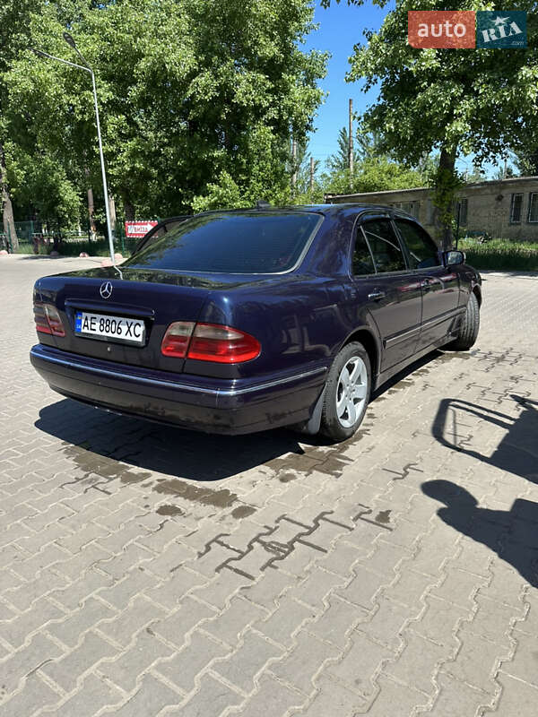 Седан Mercedes-Benz E-Class 2001 в Кривому Розі фото 11 Седан Mercedes-Benz E-Class 2001 в Кривому Розі