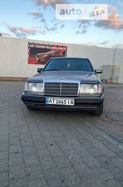 Седан Mercedes-Benz E-Class 1992 в Коломые