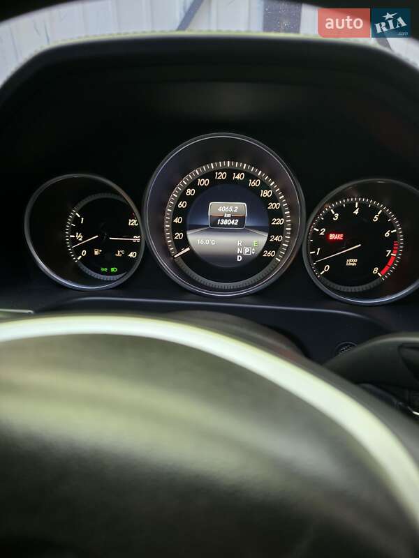 Седан Mercedes-Benz E-Class 2015 в Александрие фото 22 Седан Mercedes-Benz E-Class 2015 в Александрие